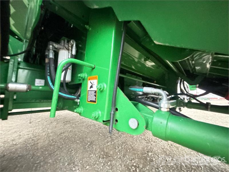 John Deere S680 Kombájnok