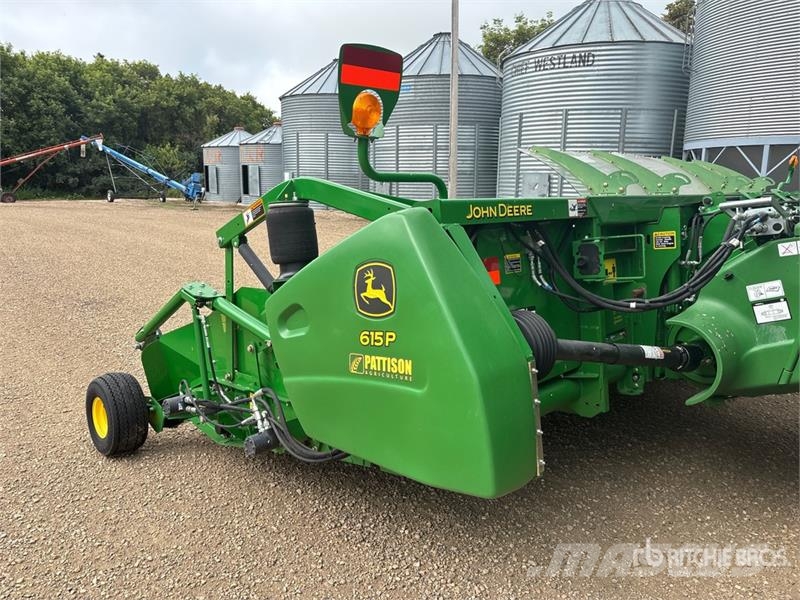 John Deere S680 Combine harvesters