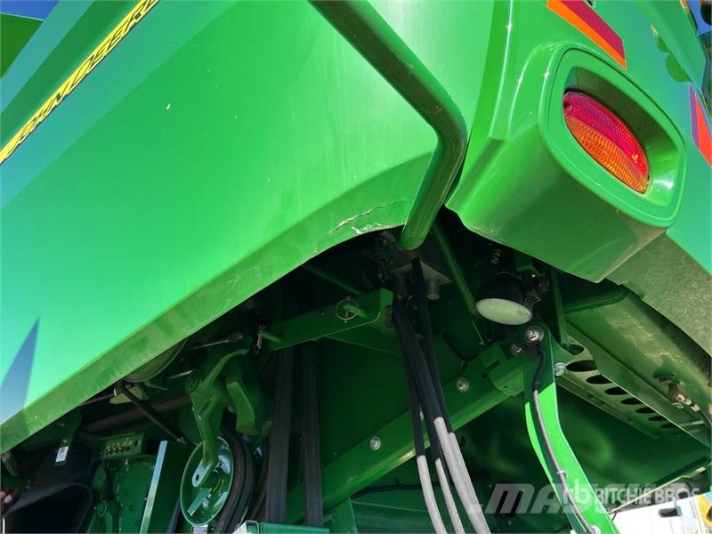 John Deere S680 حصادات