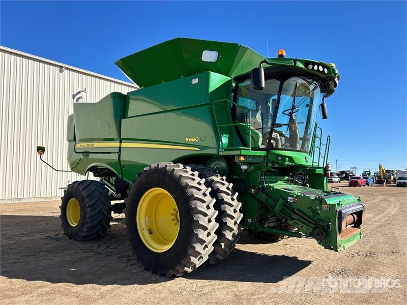 John Deere S680 حصادات