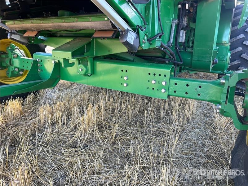 John Deere S680 حصادات