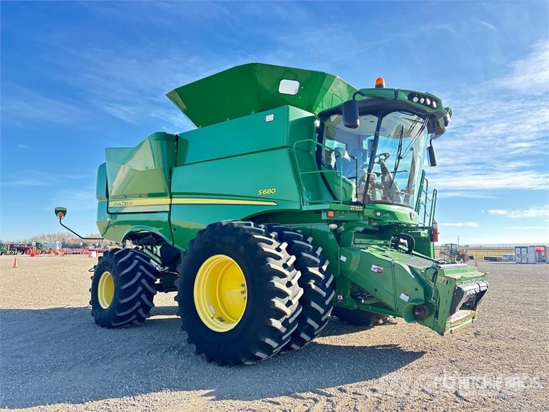 John Deere S680 حصادات