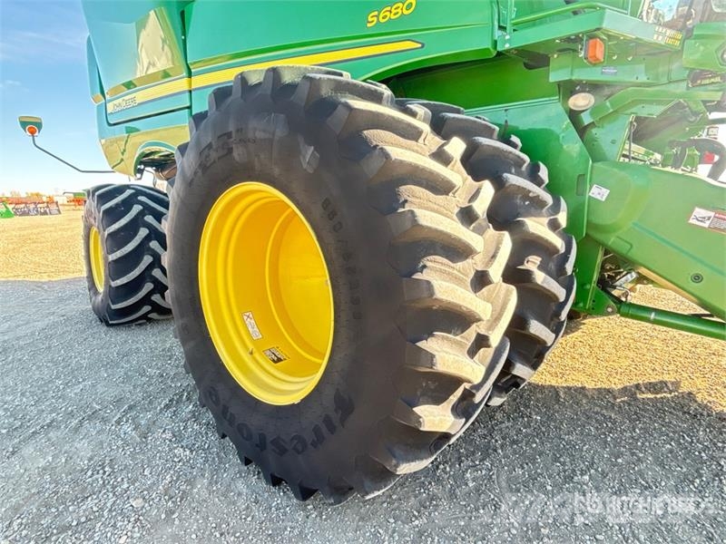 John Deere S680 حصادات