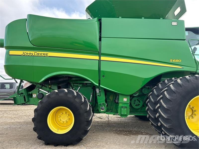 John Deere S680 حصادات