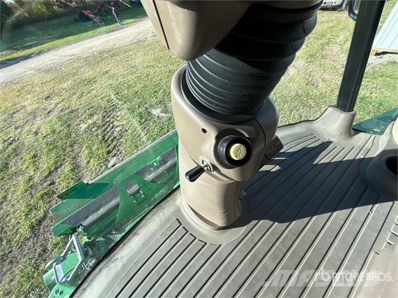 John Deere S680 Mietitrebbiatrici