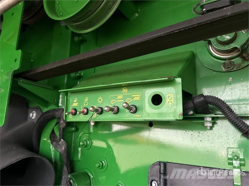 John Deere S680 Kombájnok