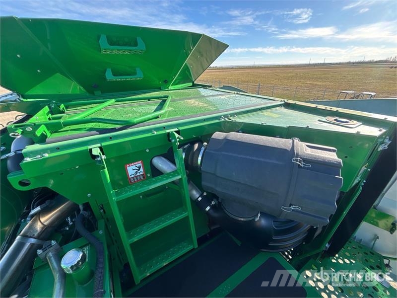 John Deere S680 حصادات