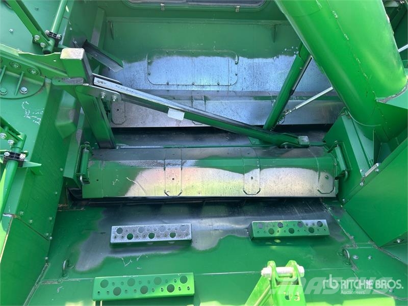 John Deere S680 حصادات