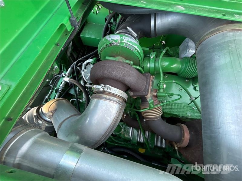 John Deere S680 حصادات
