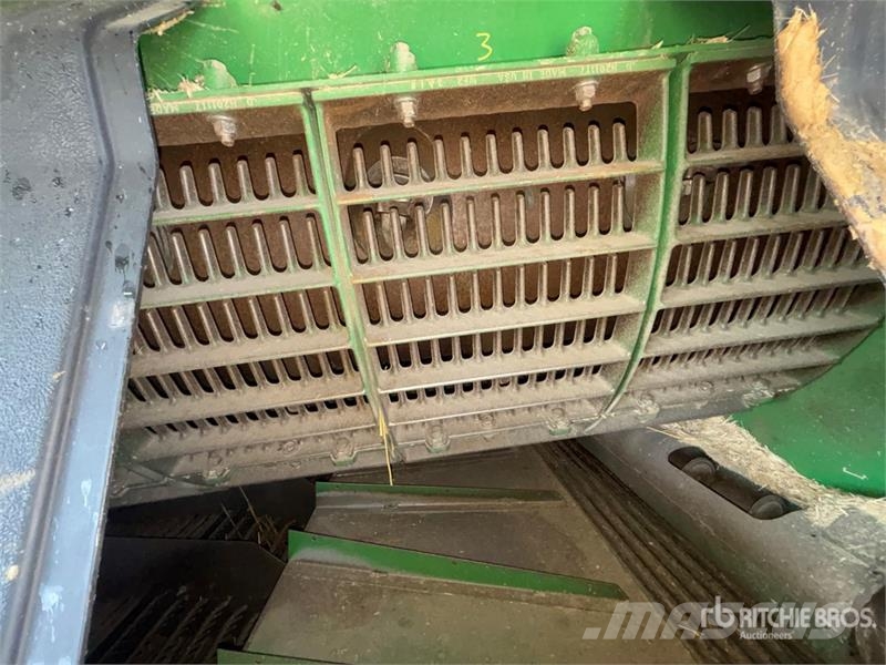 John Deere S680 Mejetærskere