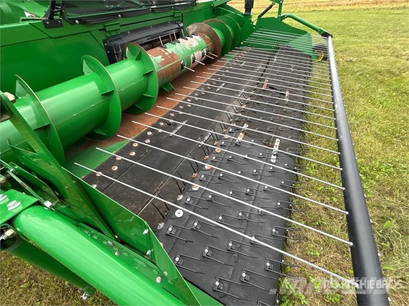 John Deere S680 Maaidorsmachines