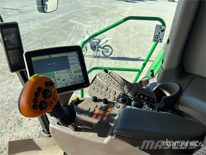 John Deere S680 حصادات