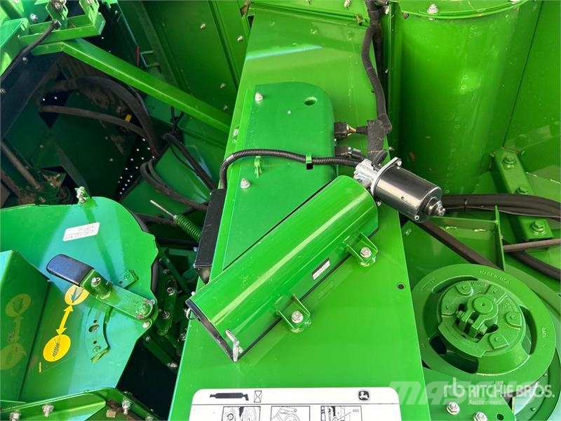John Deere S680 حصادات