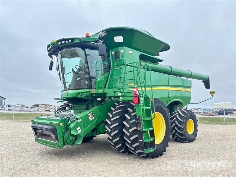 John Deere S680 Kombájnok