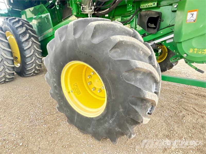 John Deere S680 Kombajni