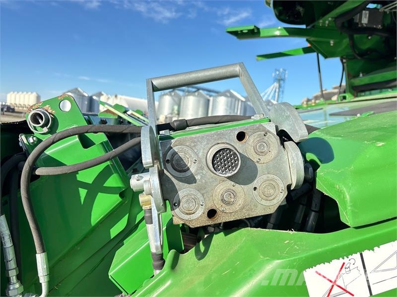 John Deere S680 حصادات