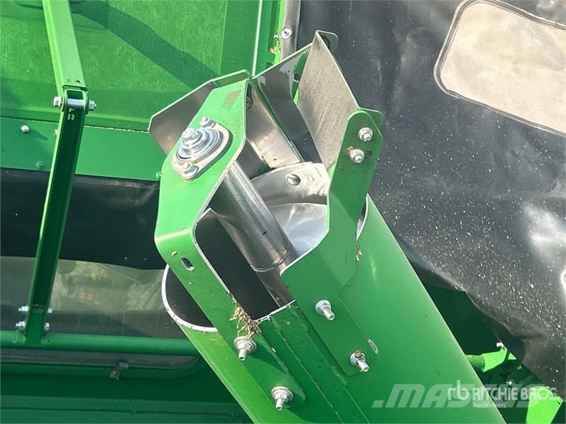 John Deere S680 Mähdrescher
