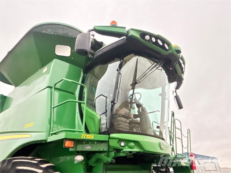 John Deere S680 Kombájnok
