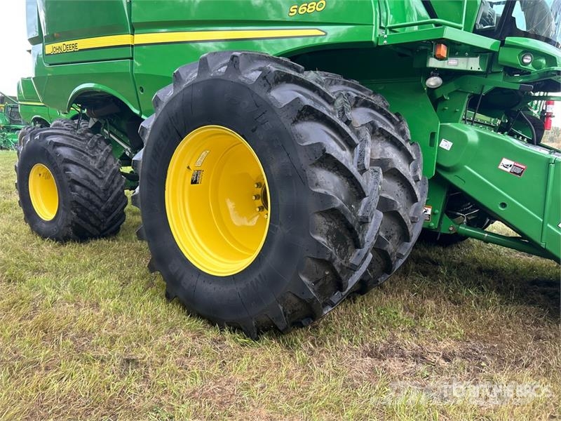 John Deere S680 Colheitadeiras