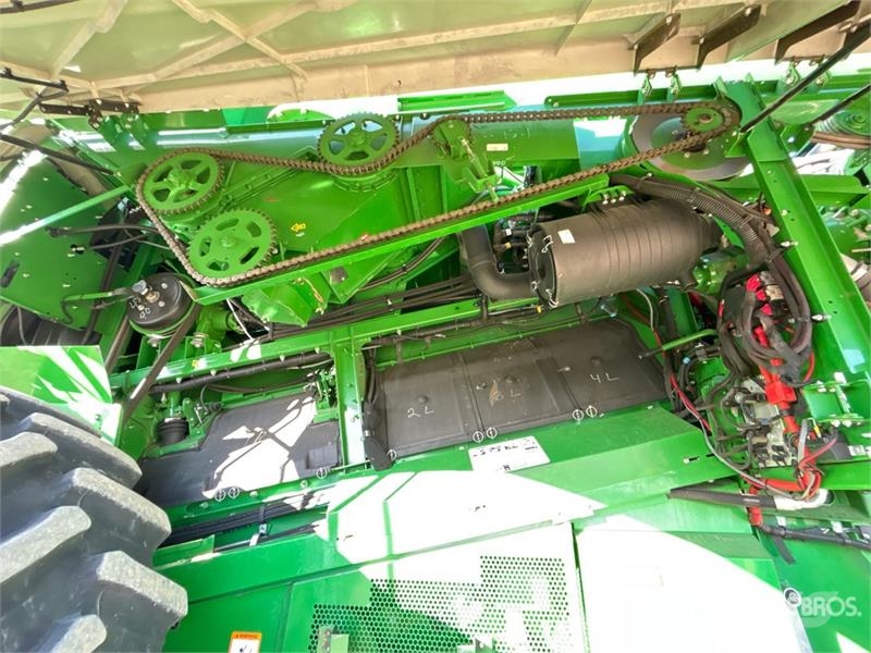 John Deere S680 حصادات