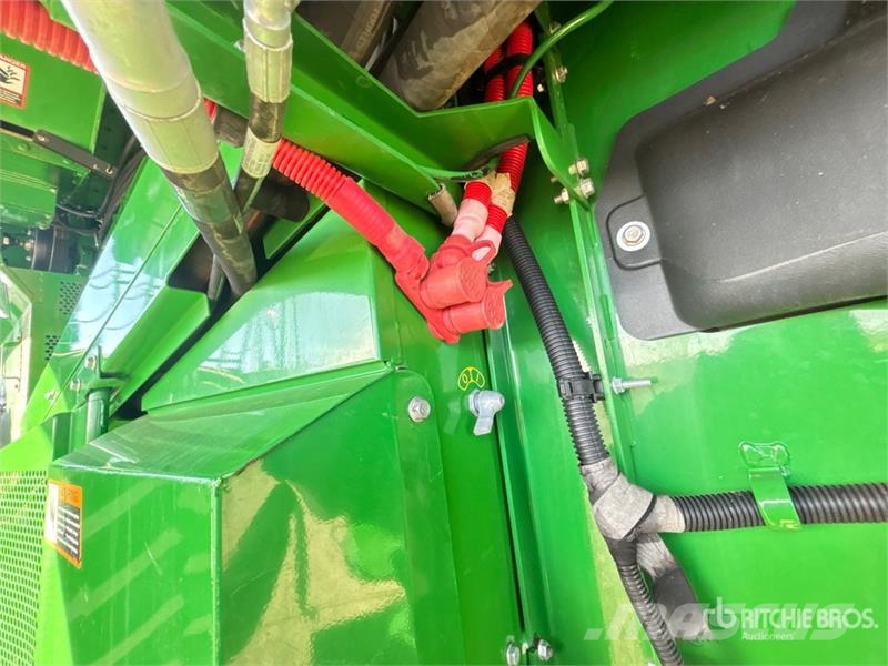 John Deere S680 حصادات