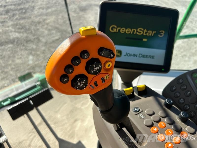 John Deere S680 حصادات