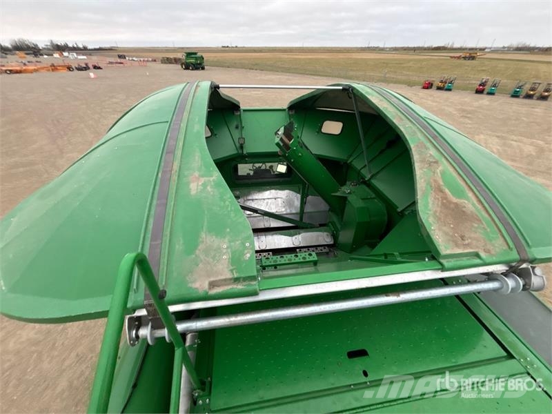 John Deere S680 Kombájnok