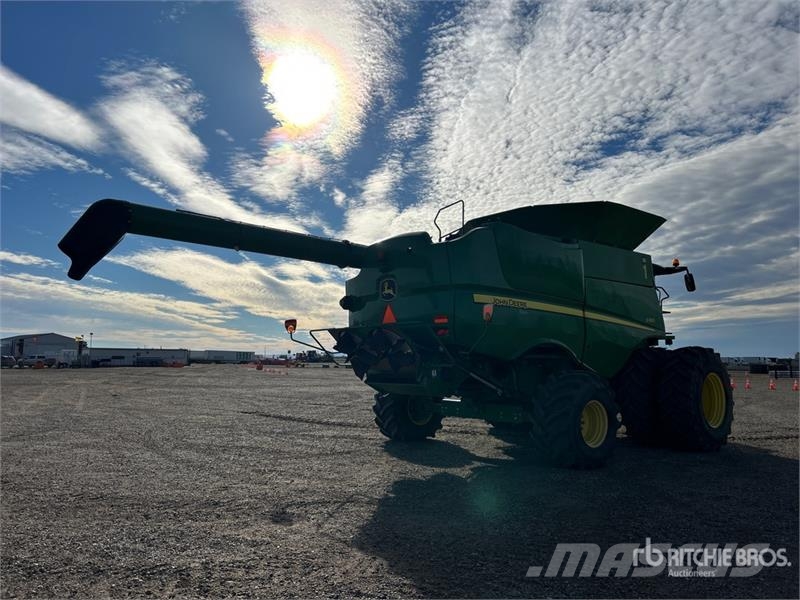 John Deere S680 Maaidorsmachines