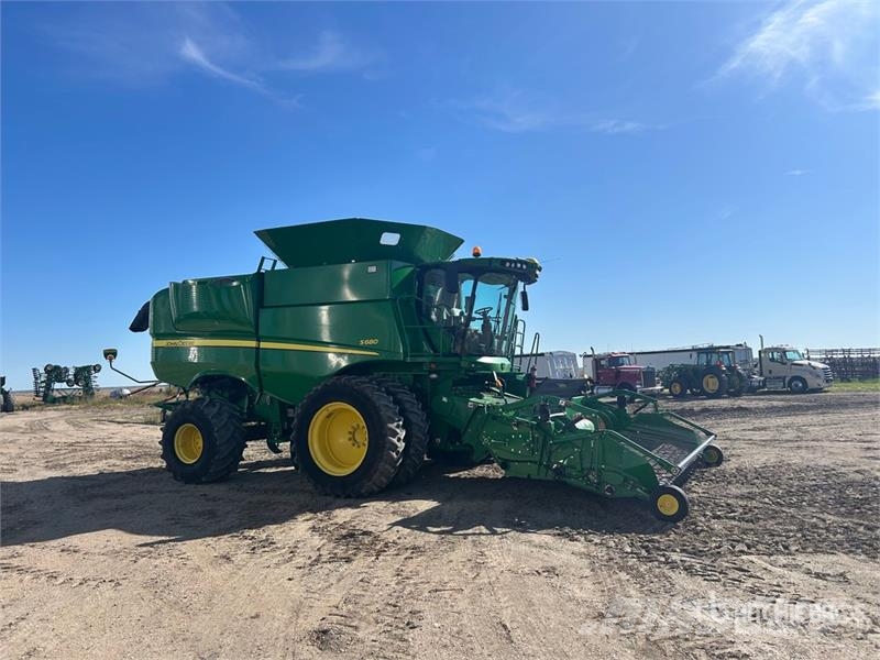 John Deere S680 Maaidorsmachines
