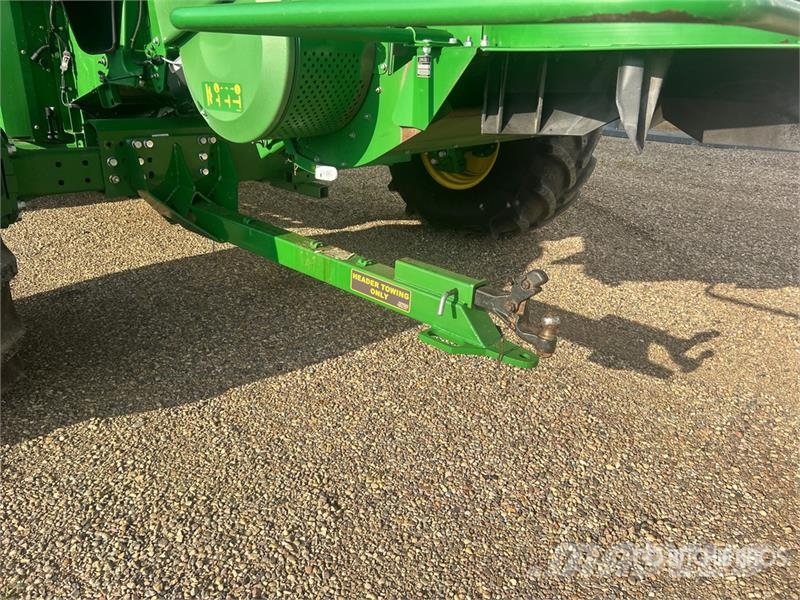John Deere S680 Mähdrescher