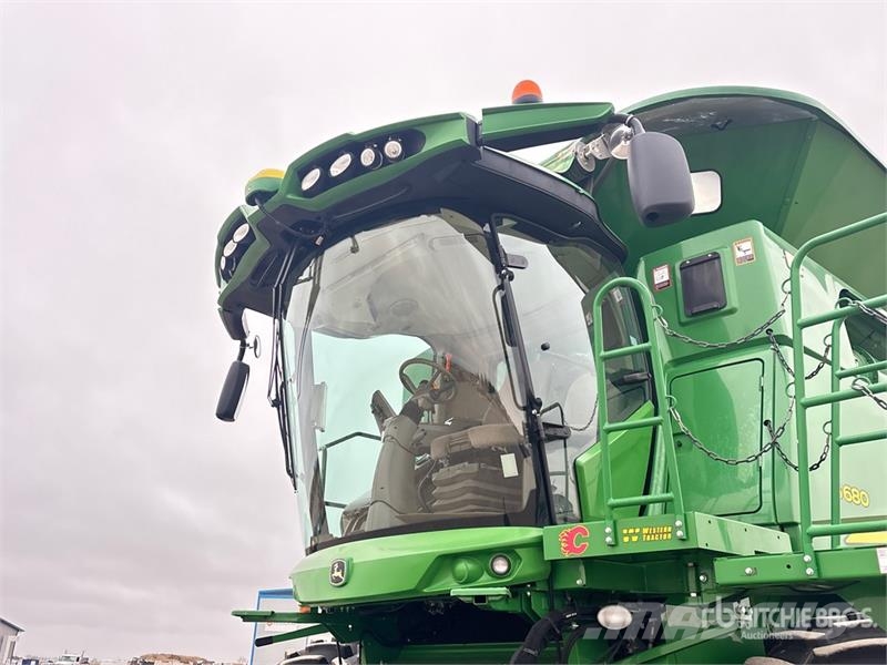 John Deere S680 Kombájnok
