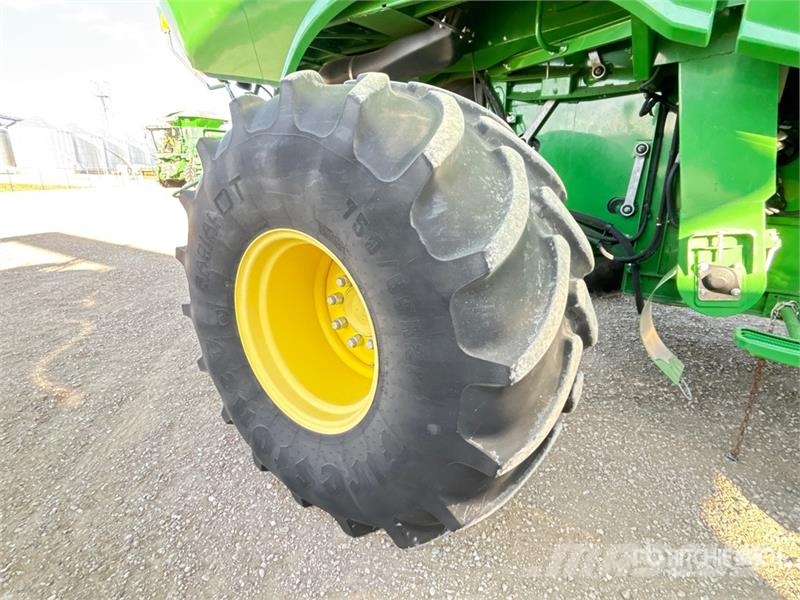 John Deere S680 حصادات