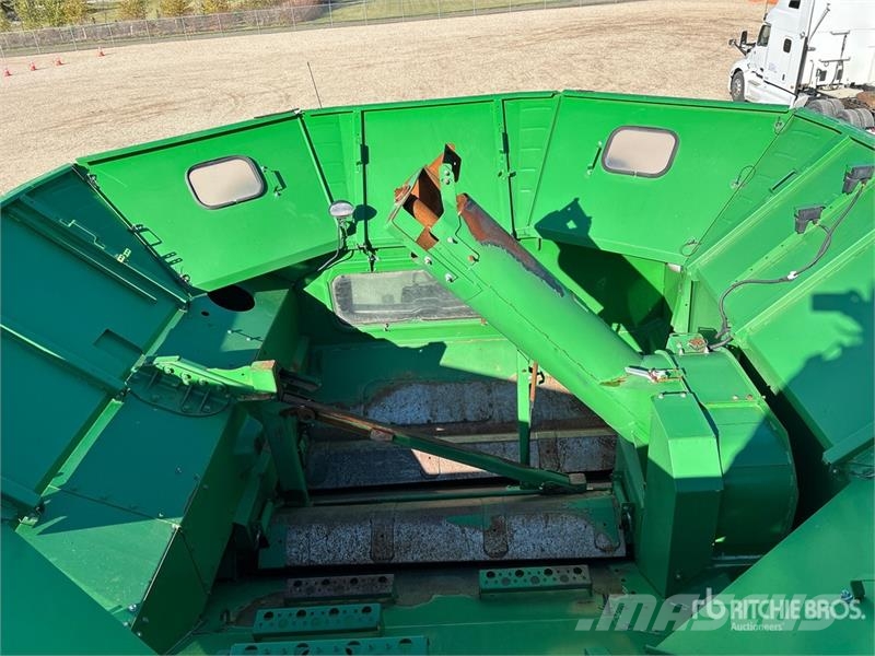 John Deere S680 Maaidorsmachines