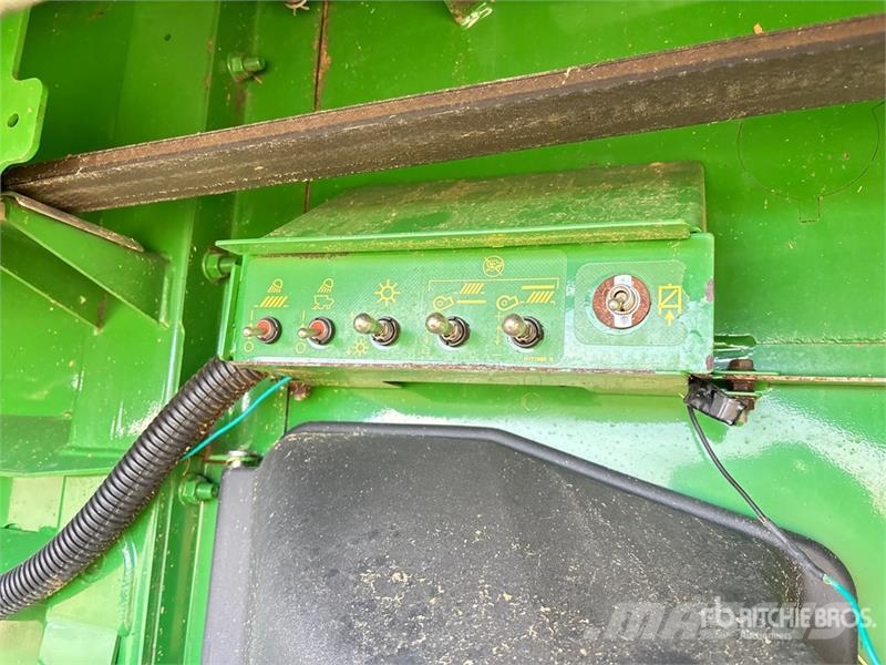 John Deere S680 Mejetærskere