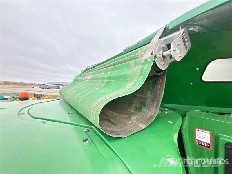 John Deere S680 Kombájnok