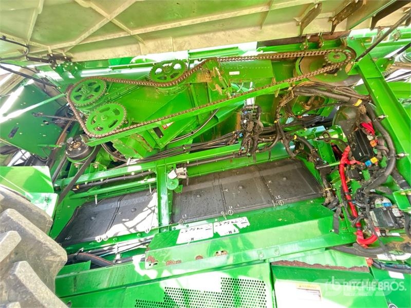 John Deere S680 Mejetærskere