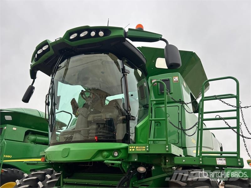 John Deere S680 Kombájnok