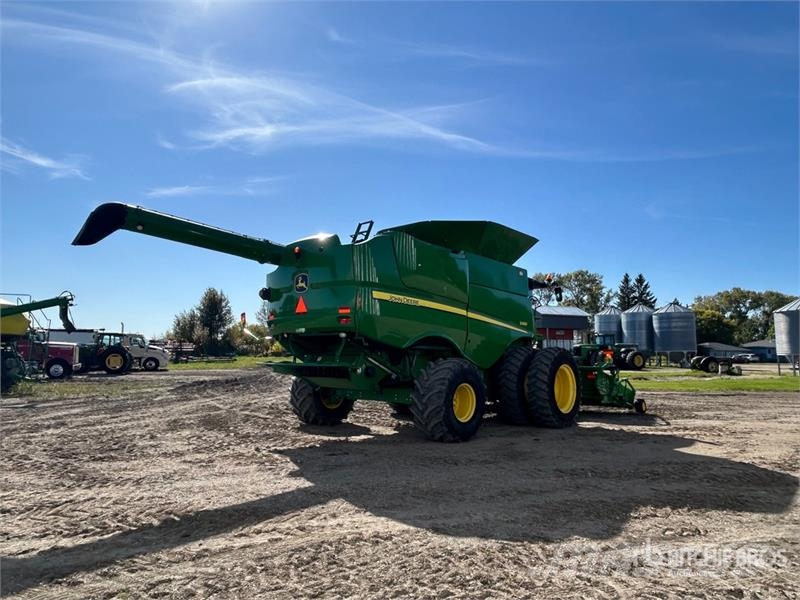 John Deere S680 Maaidorsmachines