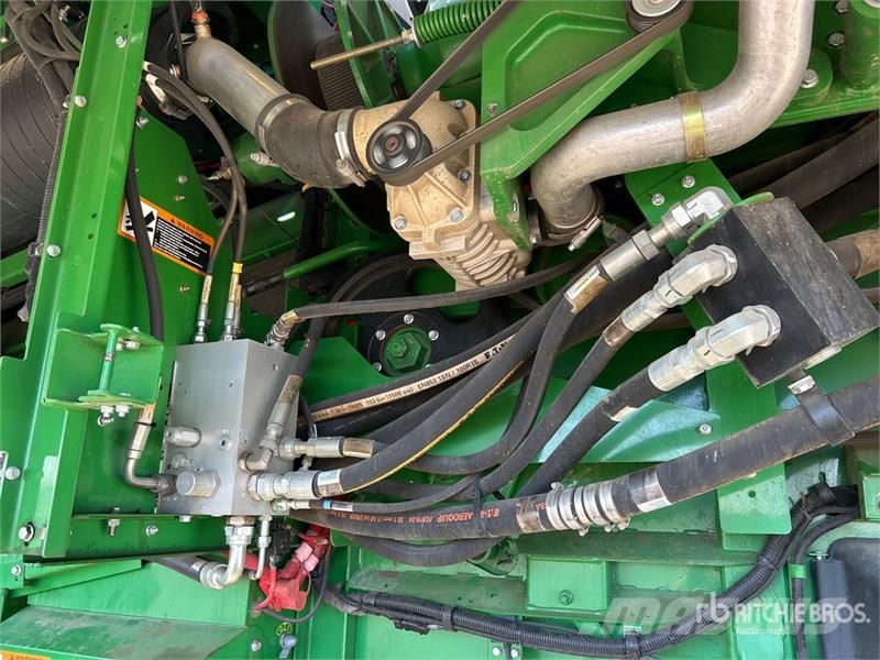 John Deere S680 Kombajni