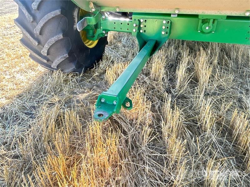 John Deere S680 حصادات