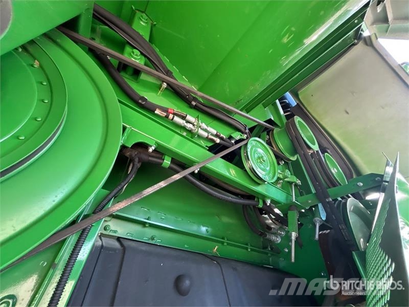 John Deere S680 حصادات