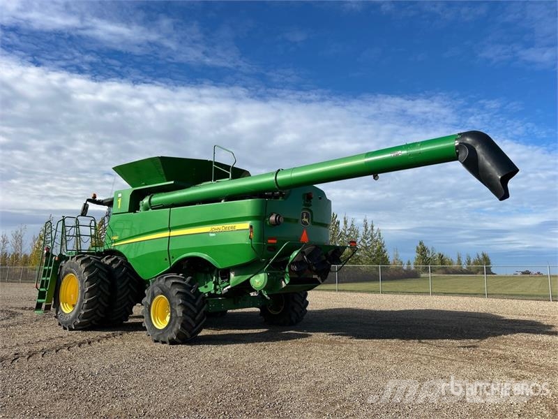 John Deere S680 Maaidorsmachines