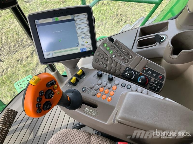 John Deere S680 Mietitrebbiatrici