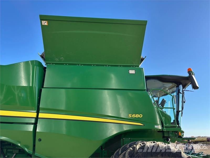 John Deere S680 Kombájnok