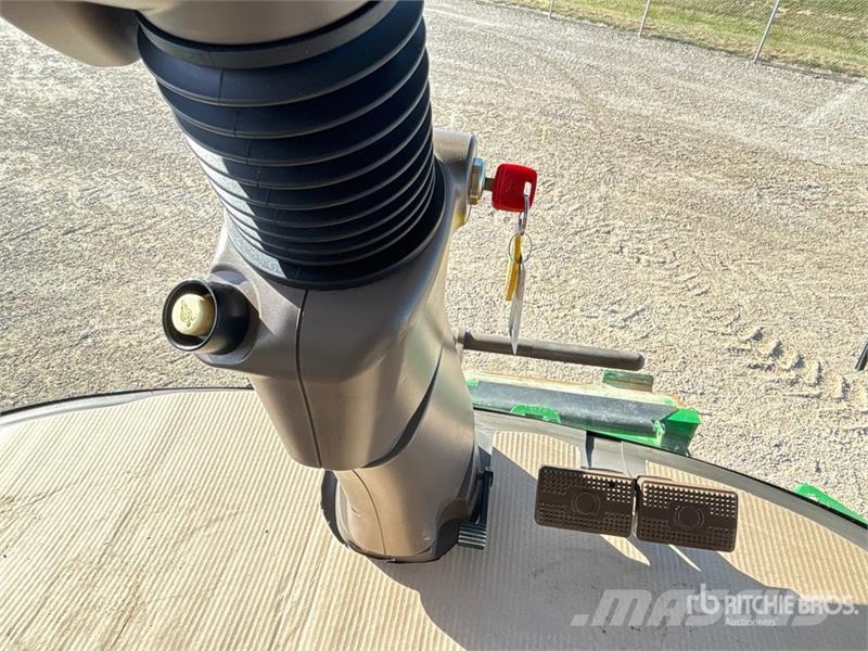 John Deere S680 حصادات