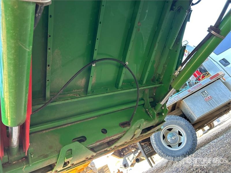 John Deere S680 حصادات