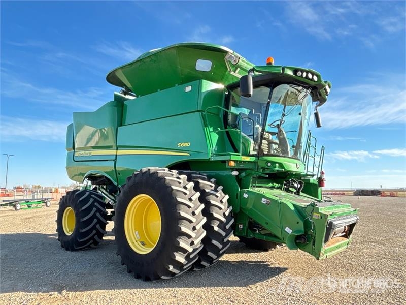 John Deere S680 حصادات