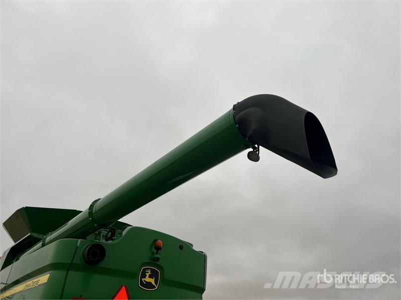 John Deere S680 Kombájnok