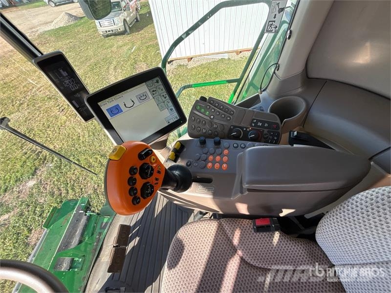 John Deere S680 Mietitrebbiatrici