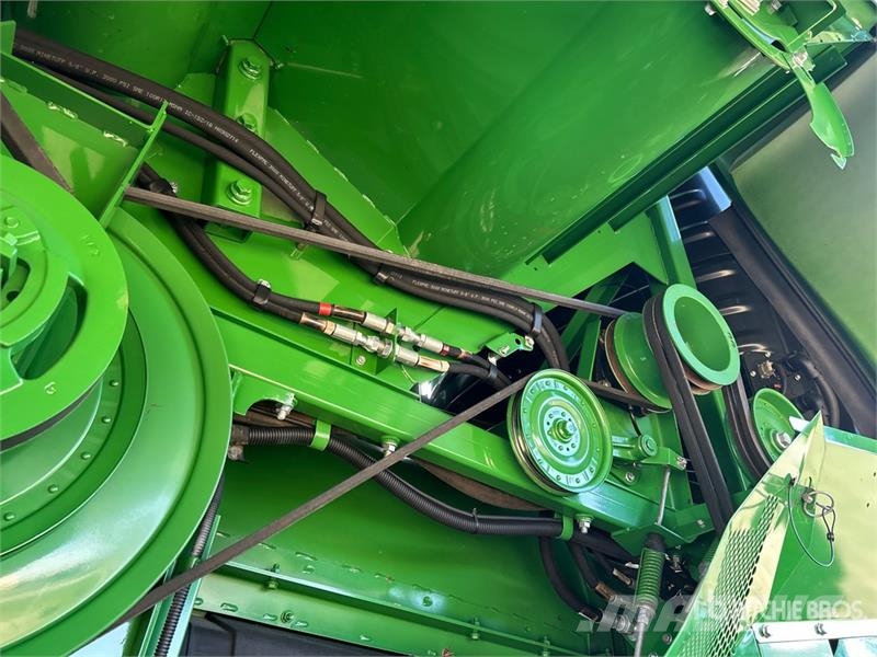 John Deere S680 حصادات